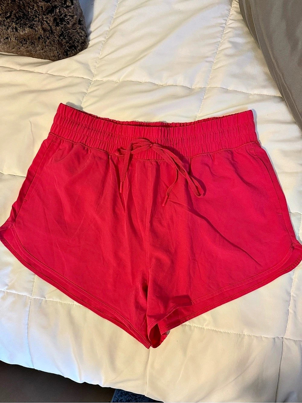 Spotlight Athletic Shorts in Pink Size Medium